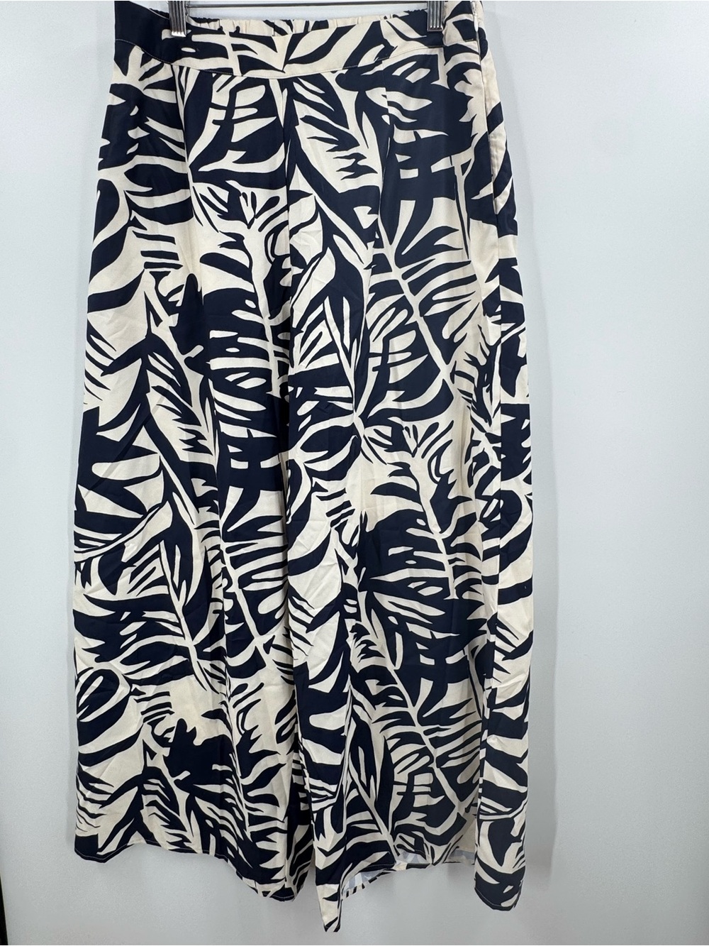 Cupshe Black and White Tropical Leaf Maxi Skirt